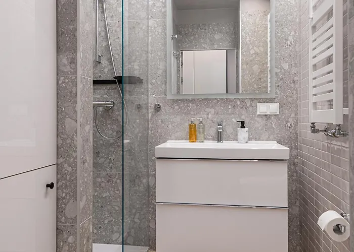 Rentplanet - Diasfera Appartement *